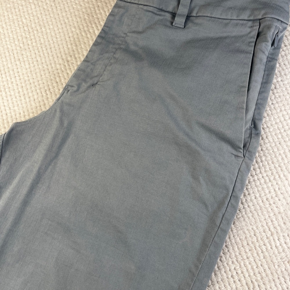 Lululemon Commission Shorts‎ Mens 32 Gray Blue Technical Chino Golf Shorts